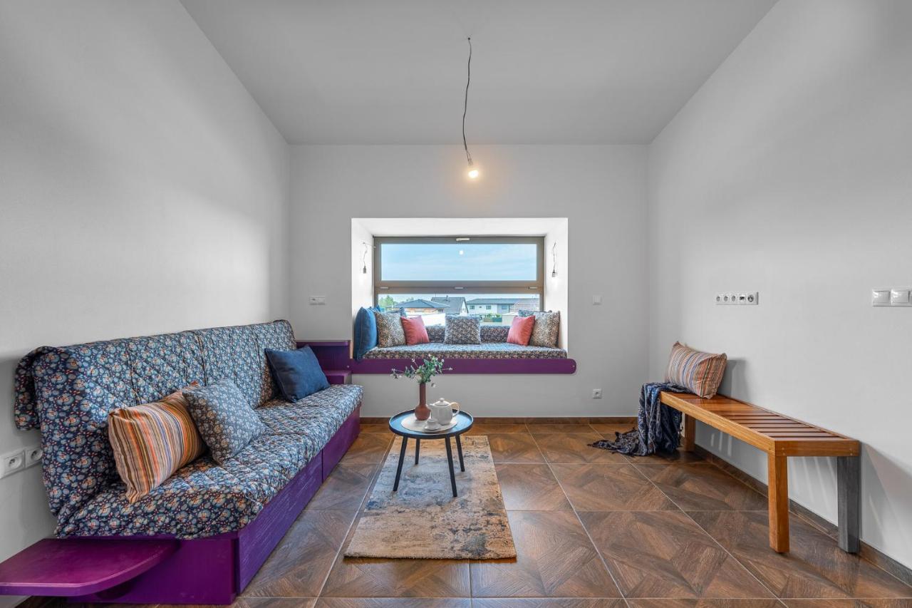 Laskara Garden Apartment By Prague Forest Nové Jirny Екстериор снимка